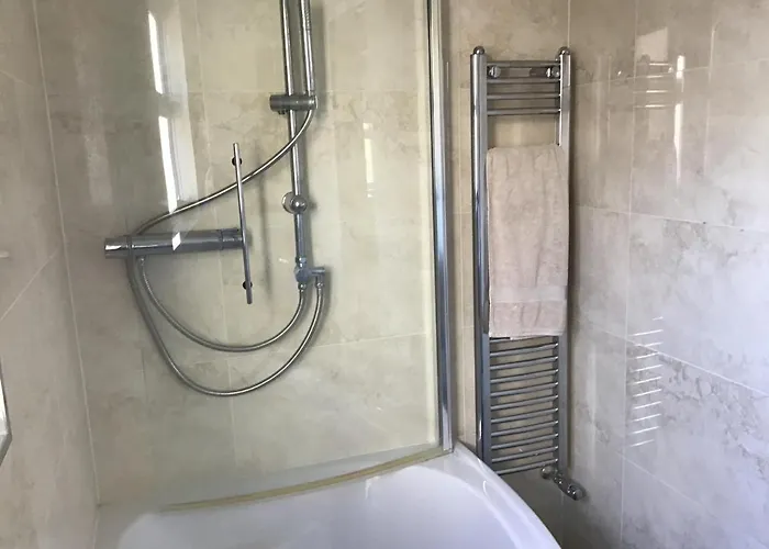 Séjour chez l'habitant A Place To In Stoke Gifford - Parkway Train Station 5 Min Walk *