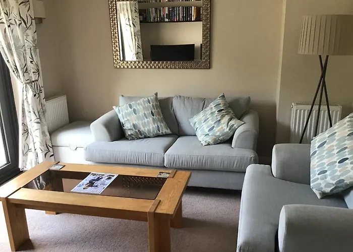 A Place To In Stoke Gifford - Parkway Train Station 5 Min Walk Séjour chez l'habitant *