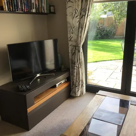 A Place To In Stoke Gifford Проживание в семье Бристоль